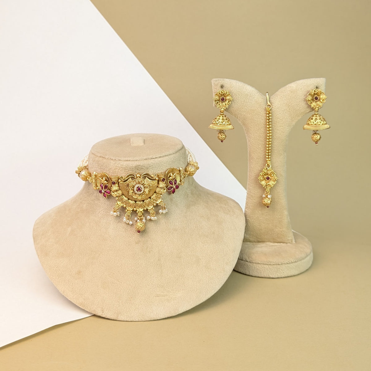 Sitara Baagh Rajwadi Choker