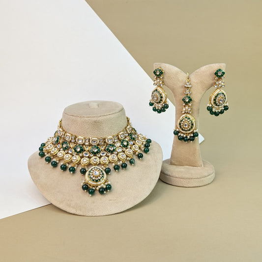 Emerald Kundan Necklace Set