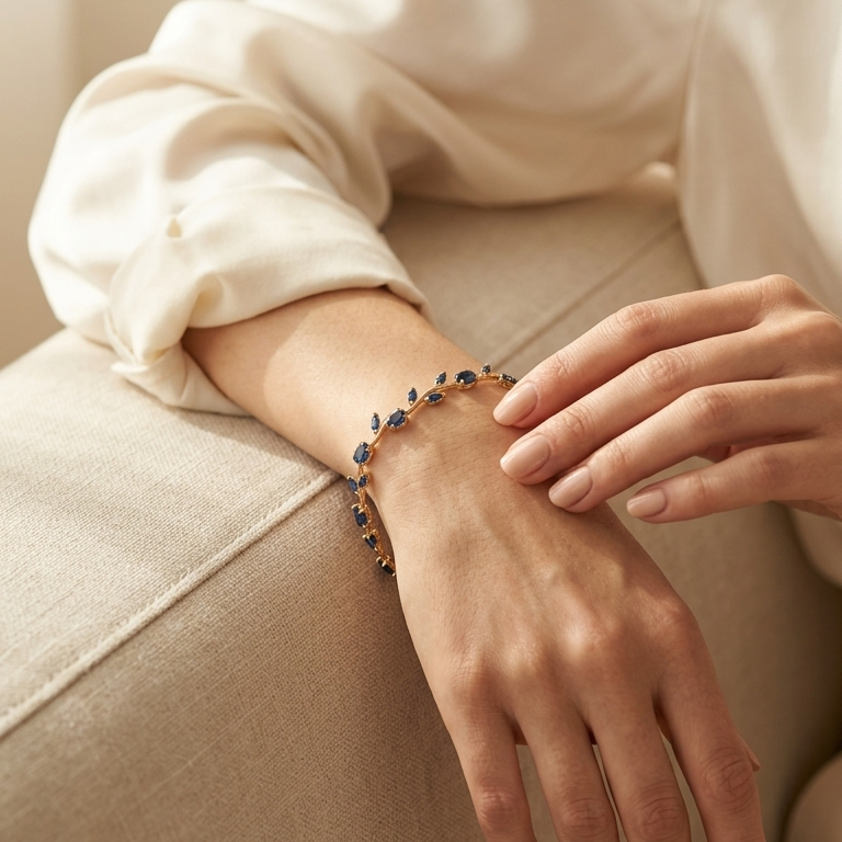 Tulip Bracelet – Sapphire Blue (Gold)