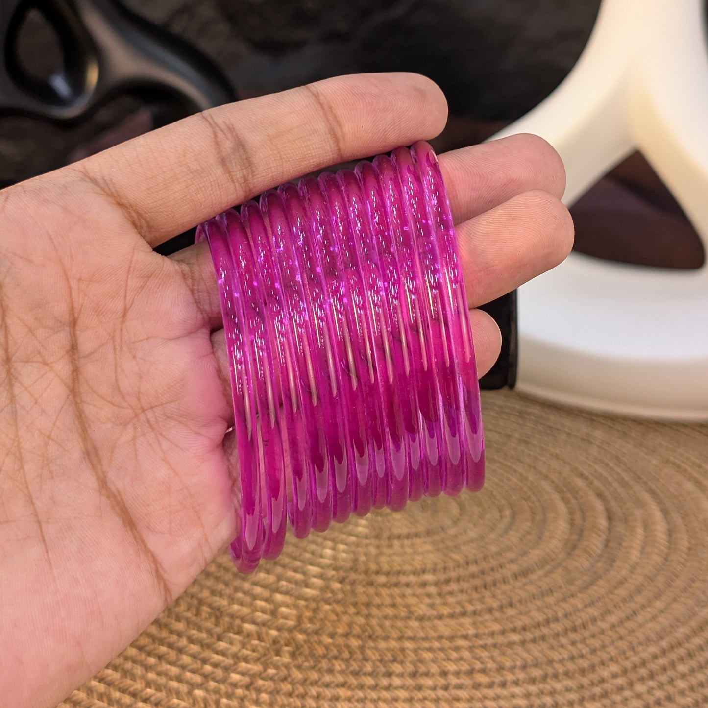 VIBRANT MAGENTA GLASS JELLY BANGLES