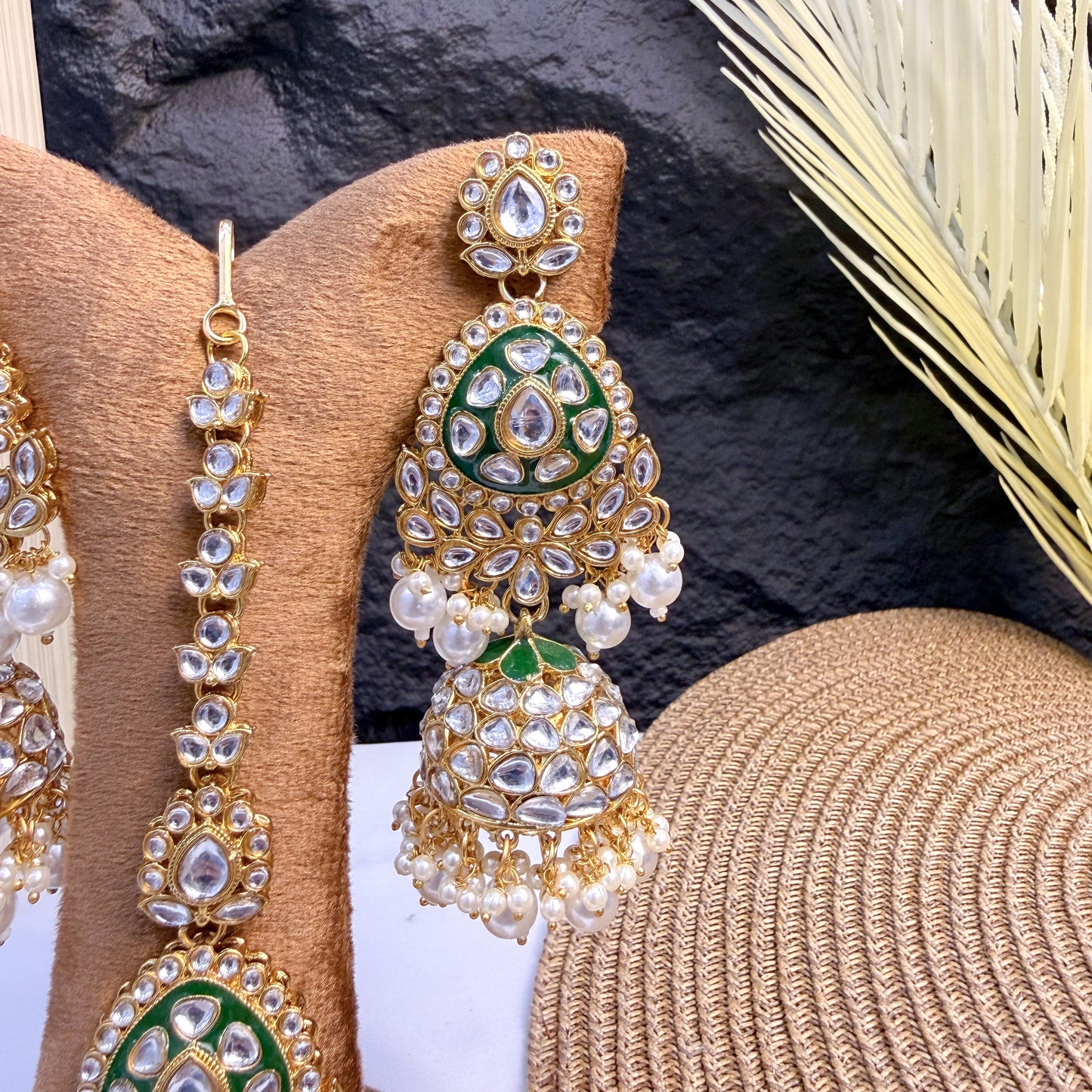 VERDANT CREST KUNDAN