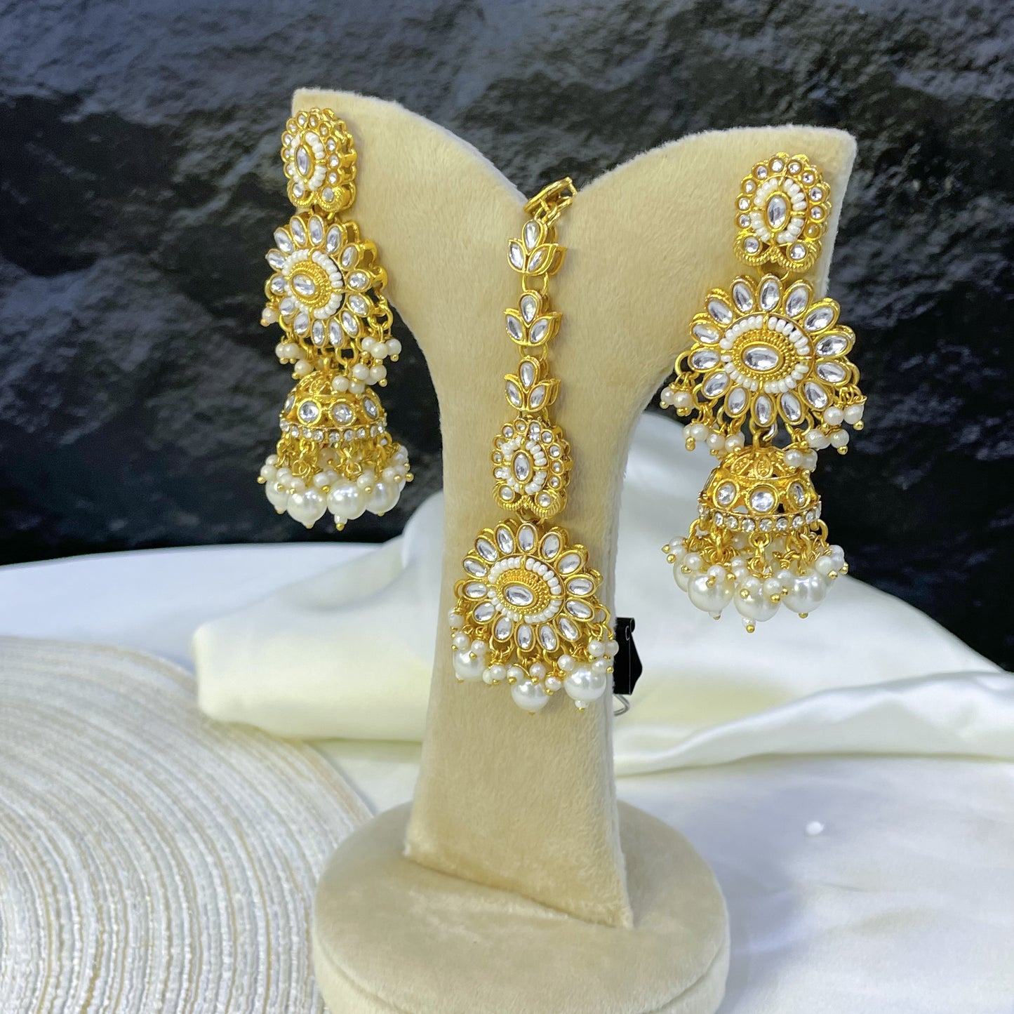 TRADITIONAL JUMKHA TASSEL MALA