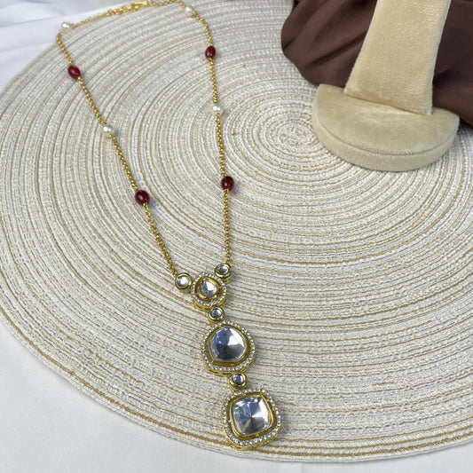 SCARLET TRI LINK GLORY MALA