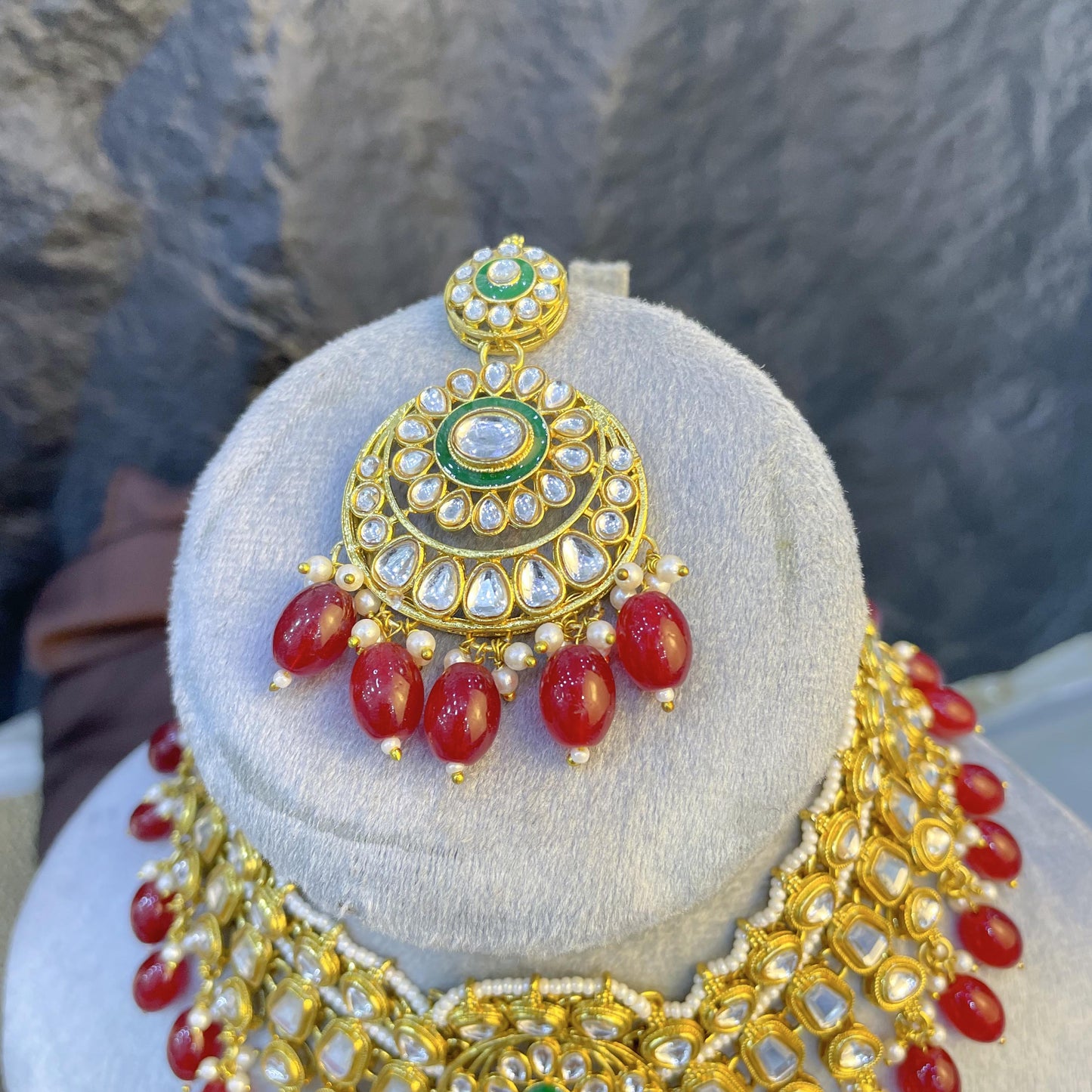 MAJESTIC CHANDBALI MEDALLION KUNDAN NECKLACES