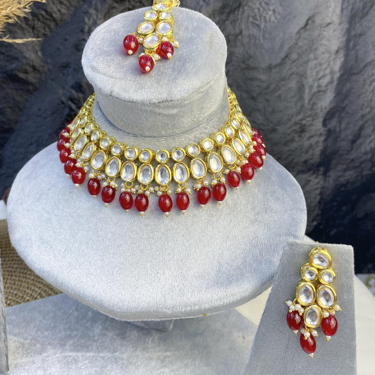 ROYAL OVAL TEARDROP KUNDAN NECKLACES