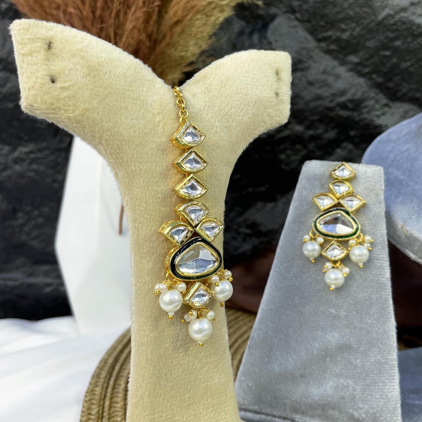 ROYAL CRESCENT DROP KUNDAN NECKLACES