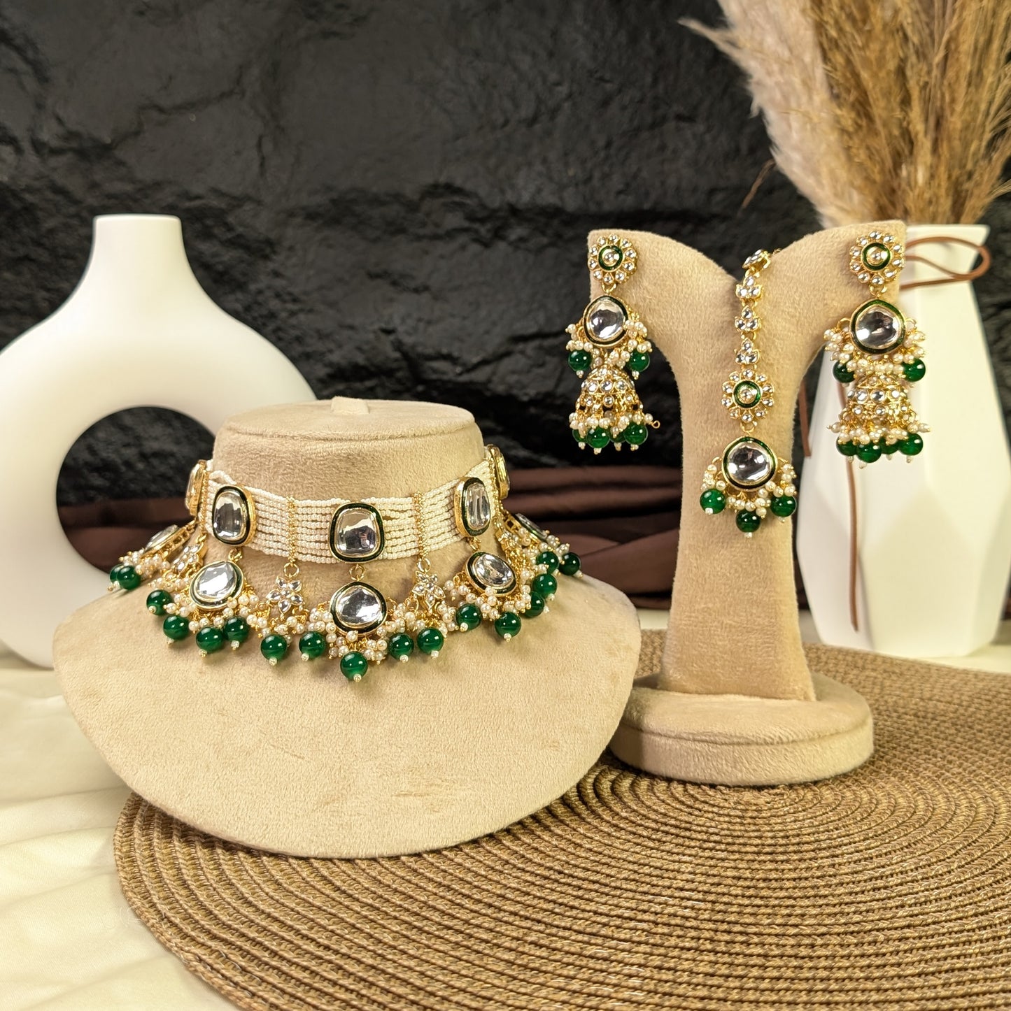 Maharani crescent kundan necklace