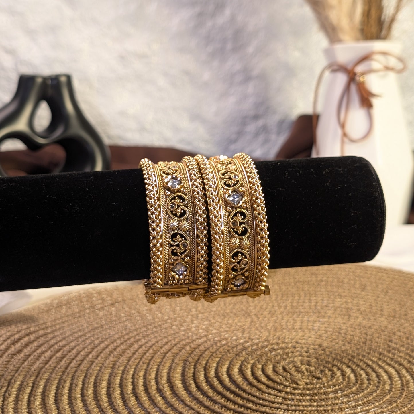 Harit Valli Floral Rajwari Bangles