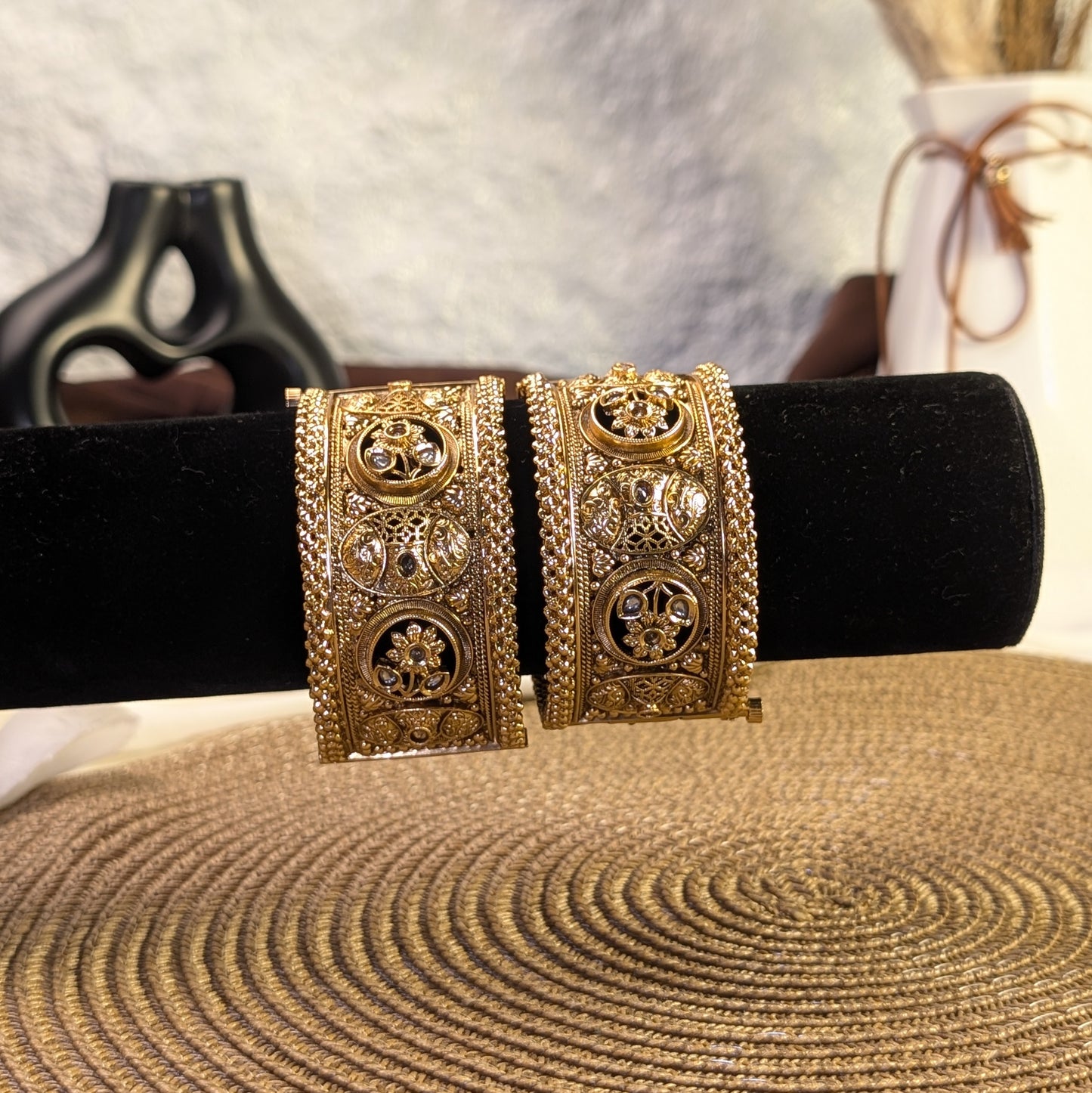 Manik Jyoti Heritage Rajwari Bangles