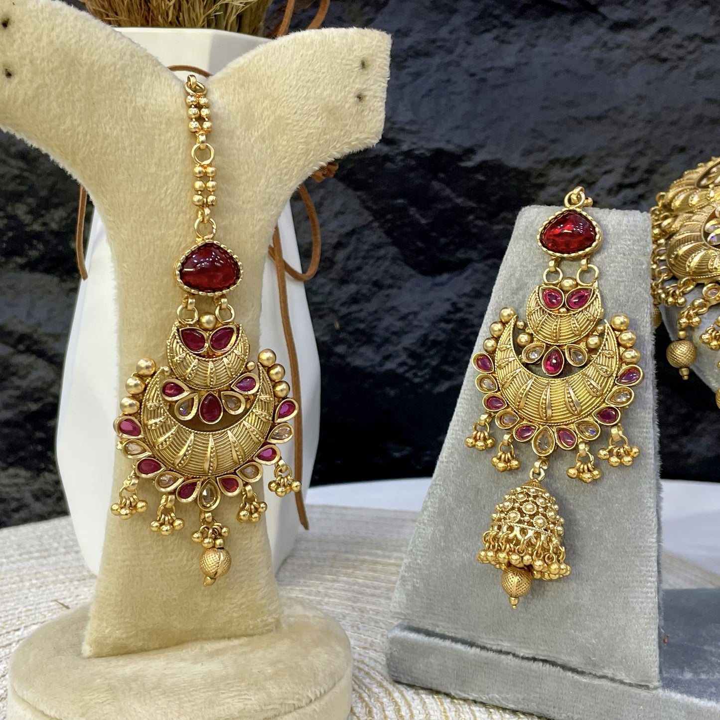 SHAH-GUL - RAJWARI BRIDAL SET