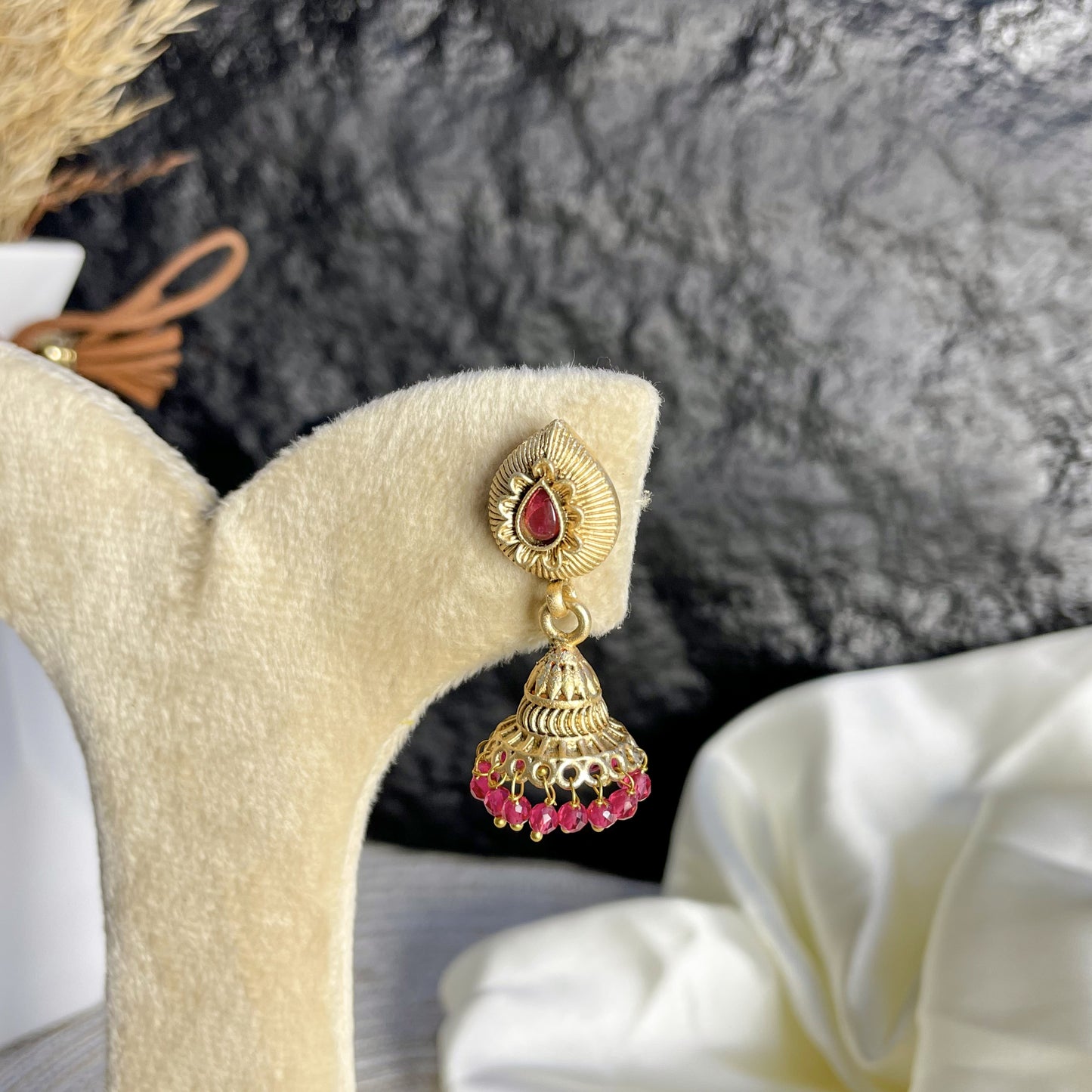 CRIMSON TEARDROP RAJWARI EARRINGS