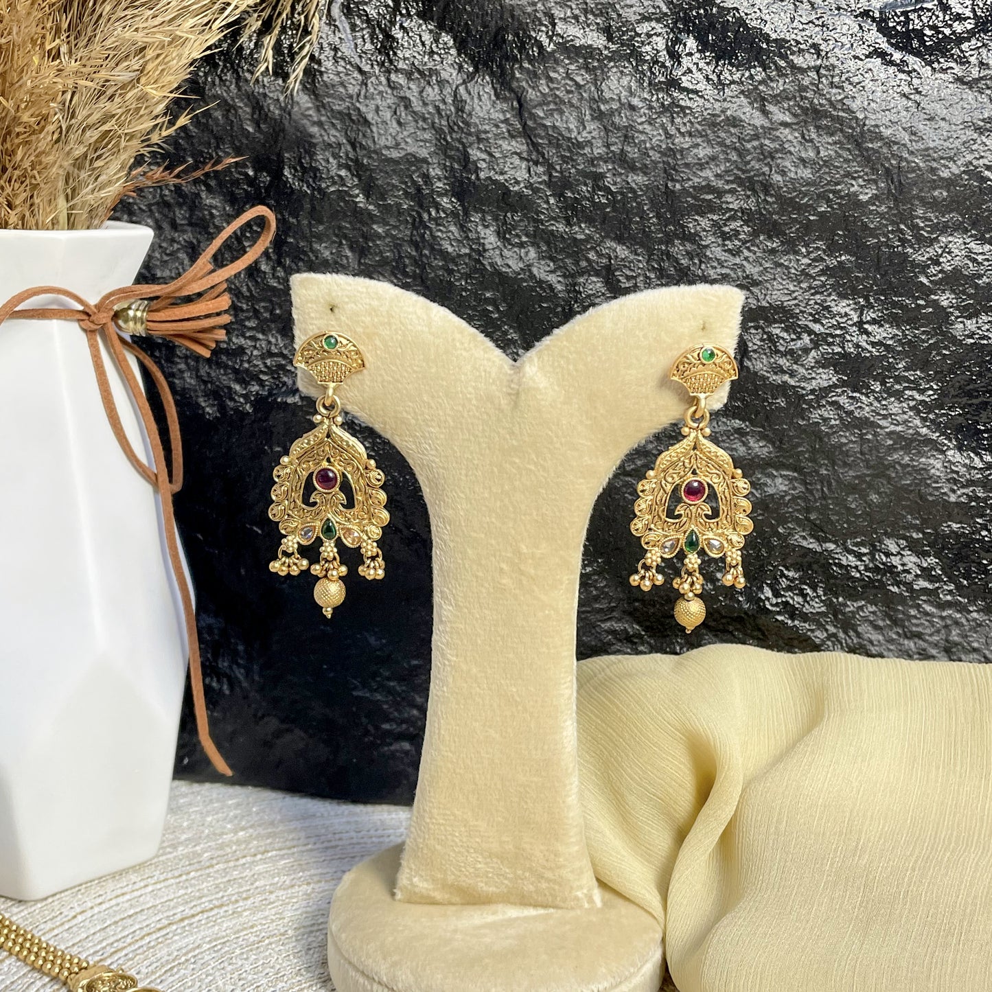 REGAL RAJWARI COIN-LINK MALA
