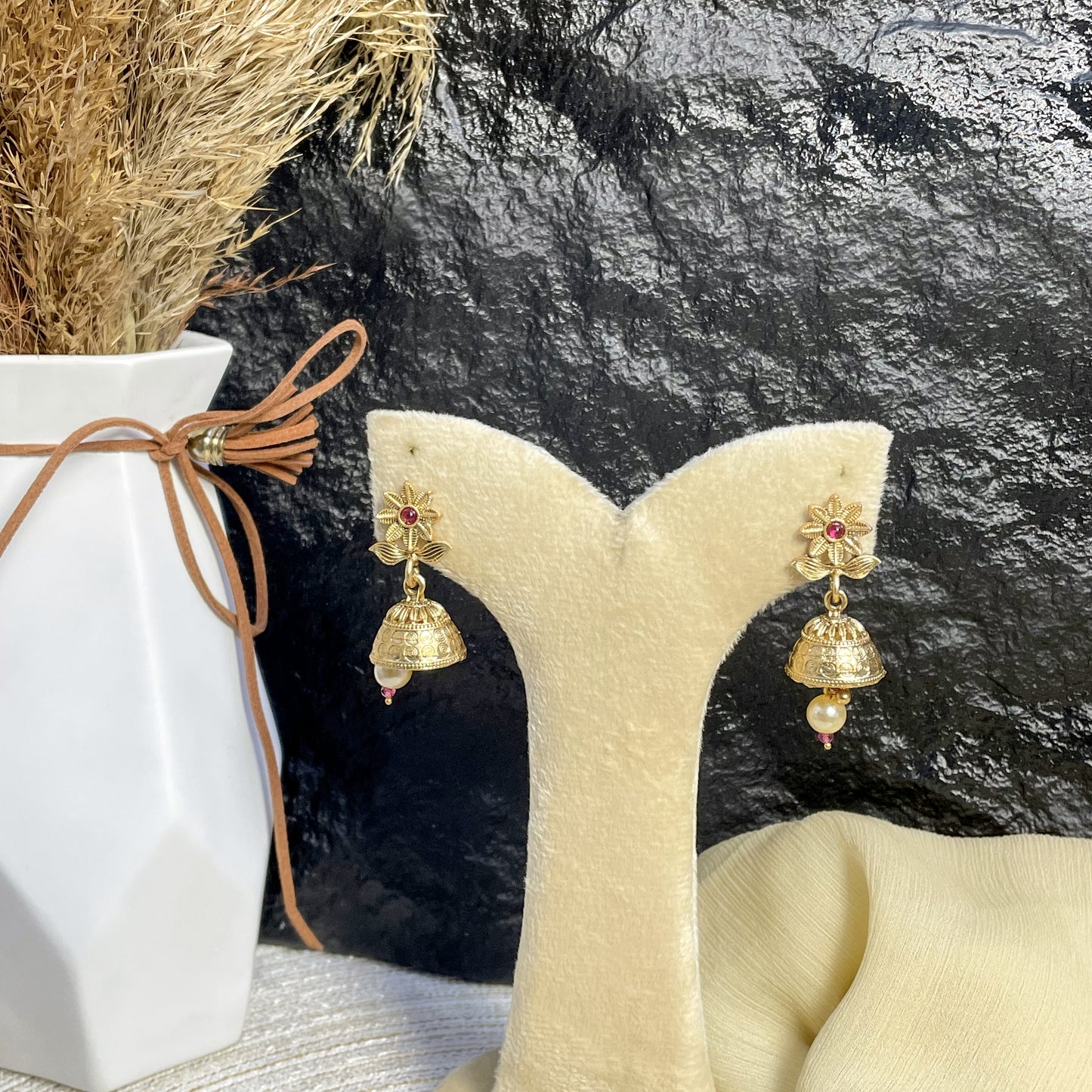 RAJWARI FLORAL OVAL MALA