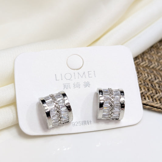 SILVER BAGUETTE EARRINGS