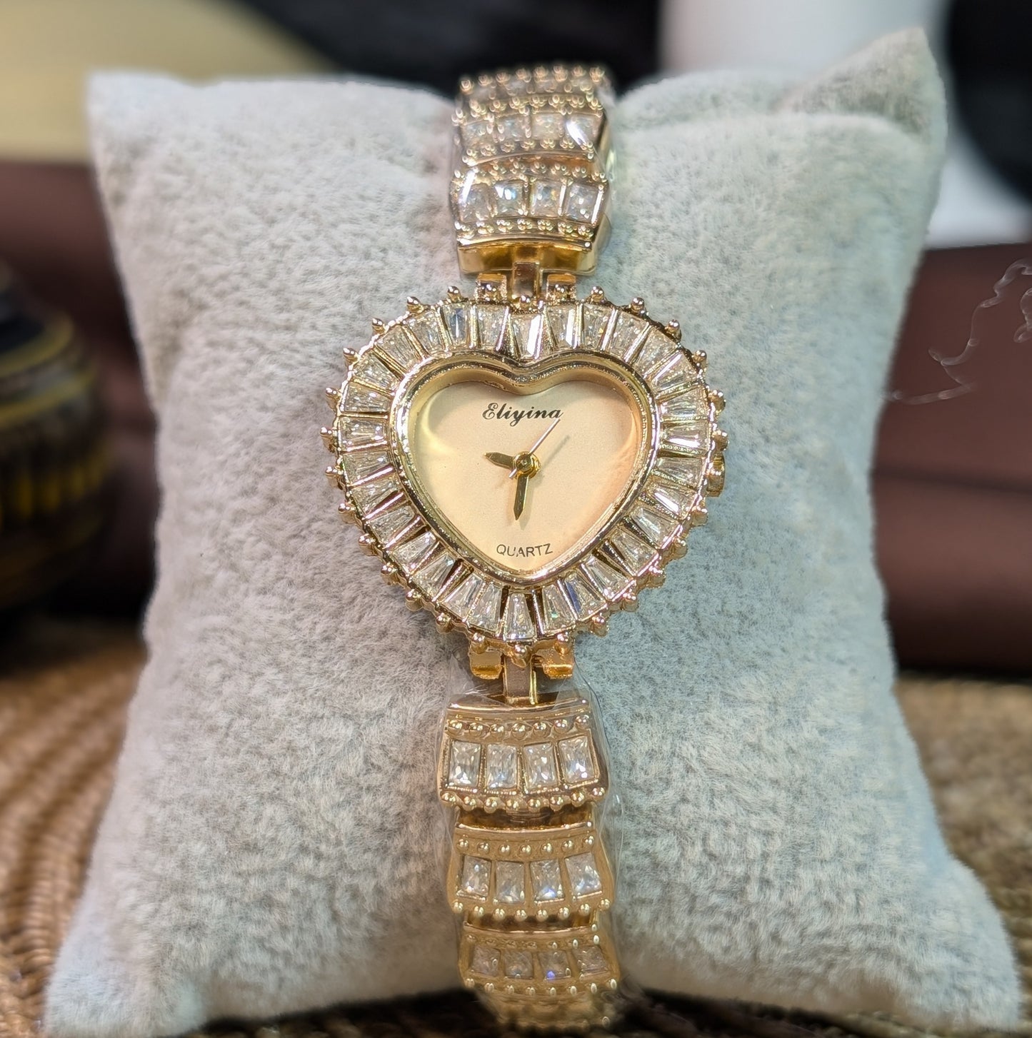 Amour crystal watch