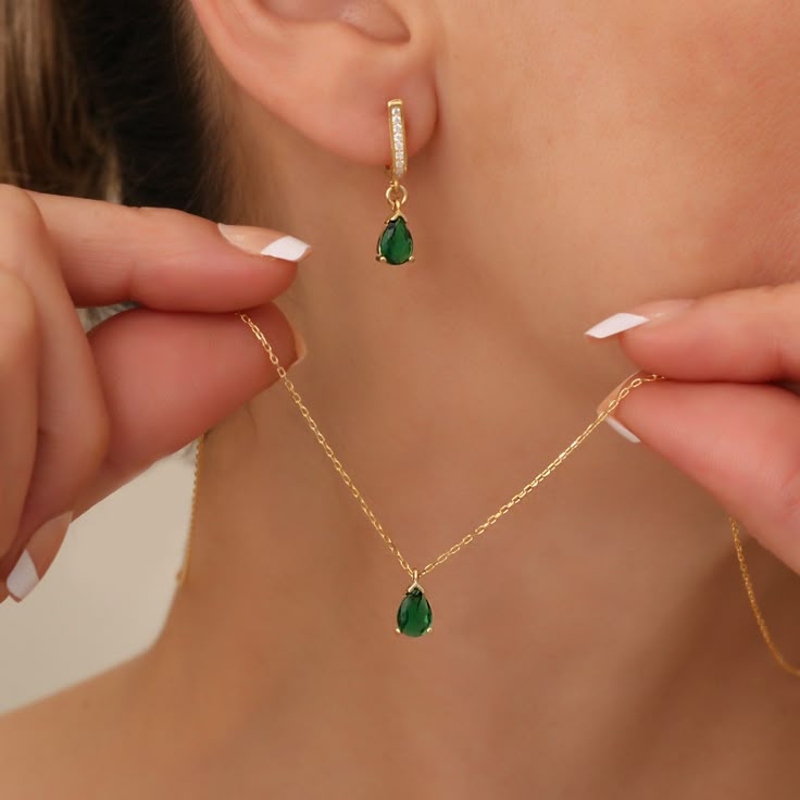 Artificial Pendant & Locket Sets | Aurova Jewells – Aurovajewells
