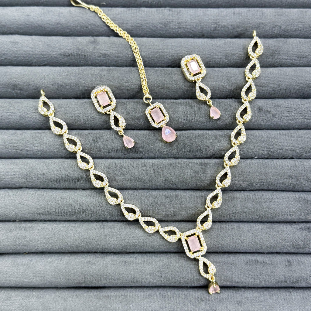 IMPERIAL EMERALD NECKLACE SET