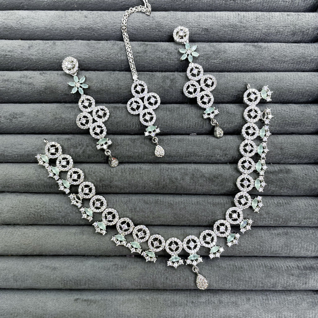 CIRCLE FLORET NECKLACE SET