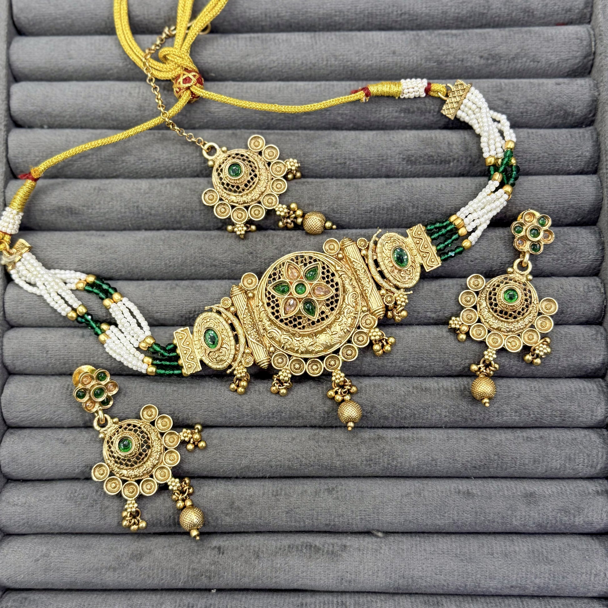 VRITT RATNA RAJWARI CHOKER SET