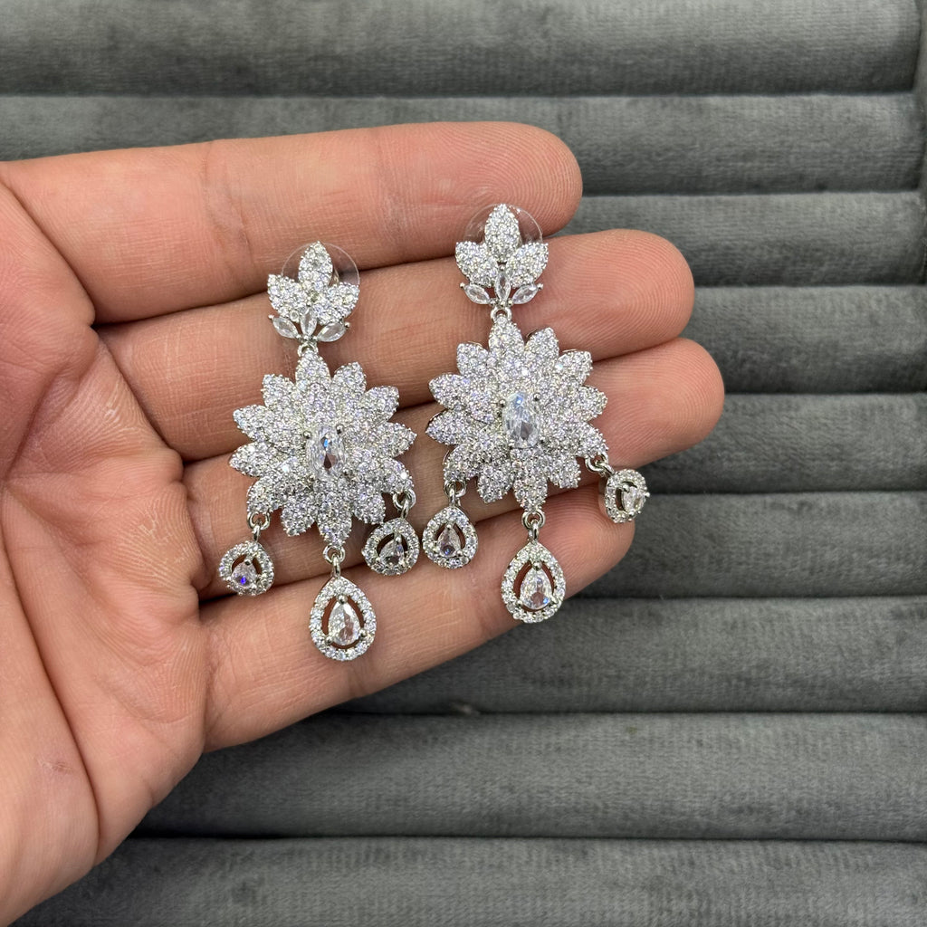 CRYSTAL STARBURST ZIRCON EARRINGS