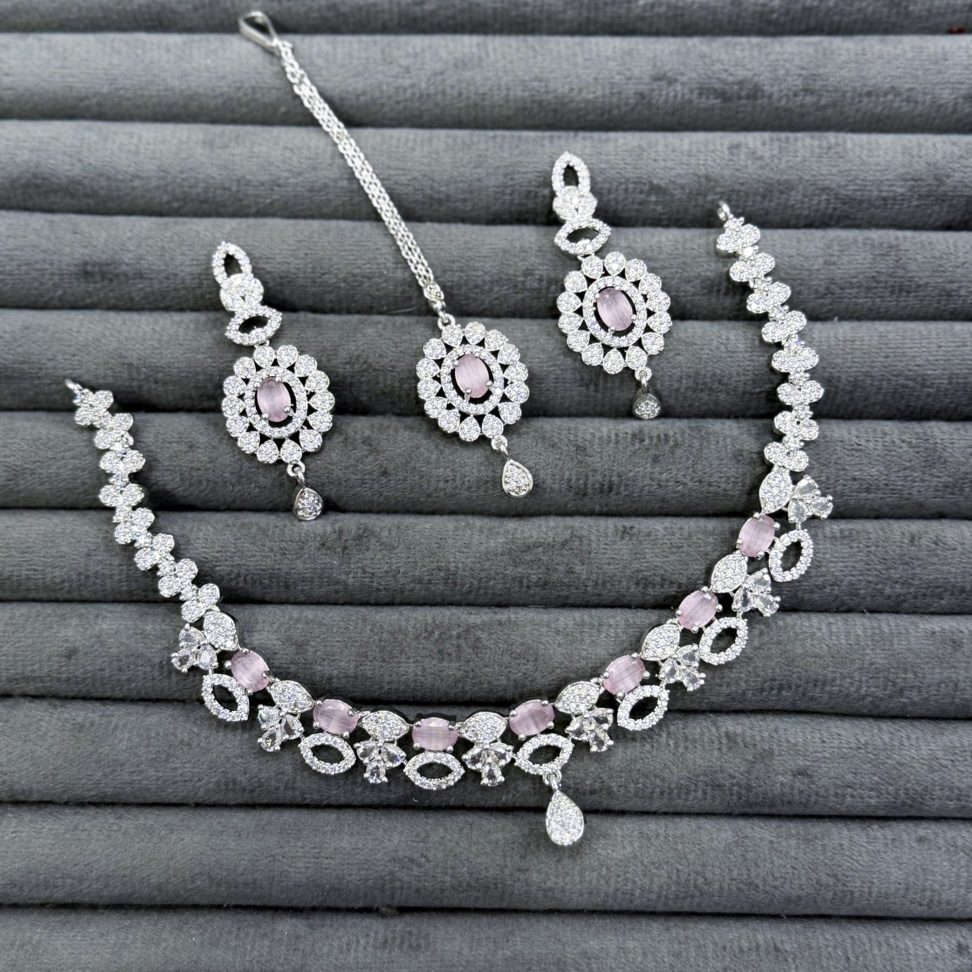 ENCHANTED OVAL NECKLACE SET
