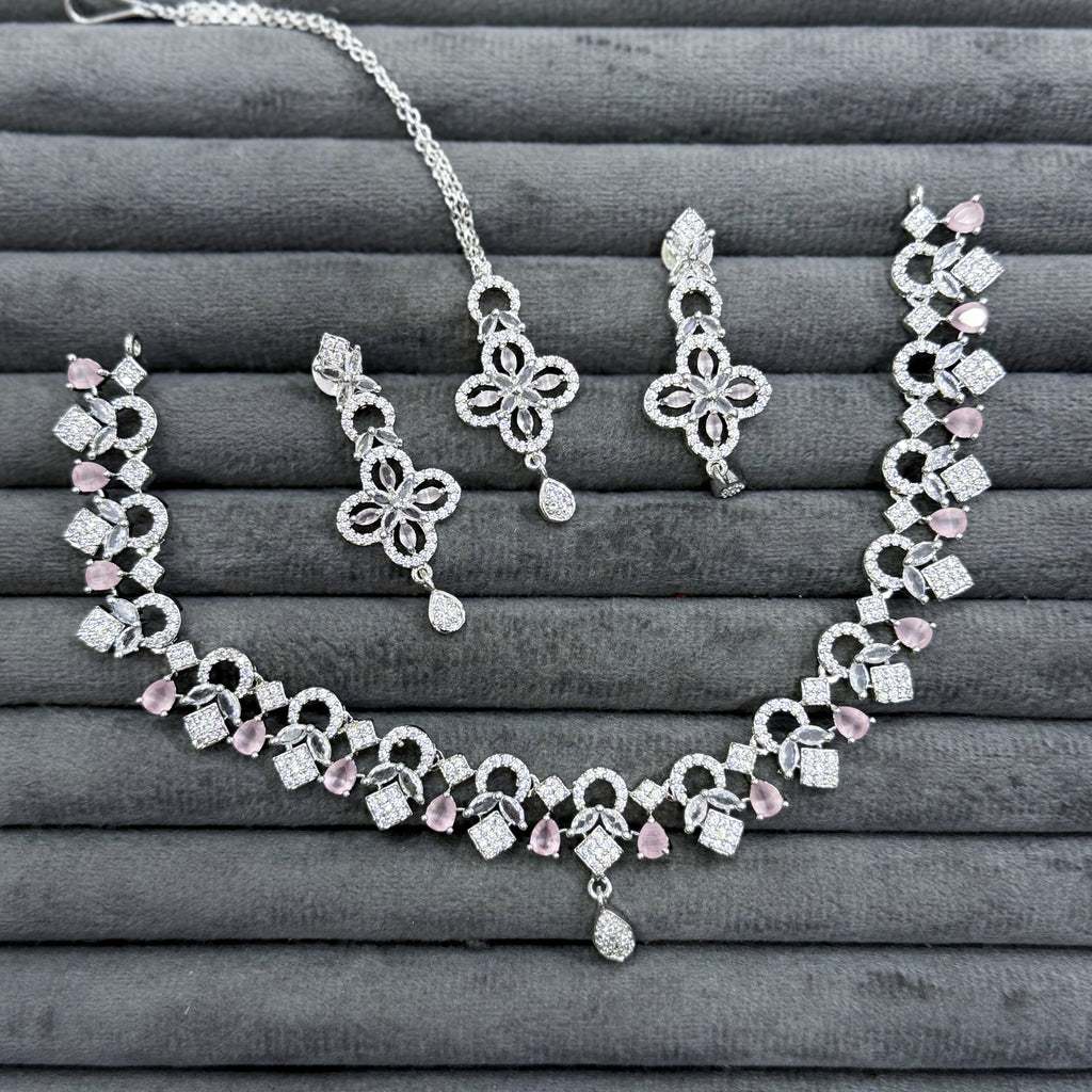 CLOVER DIAMOND NECKLACE SET