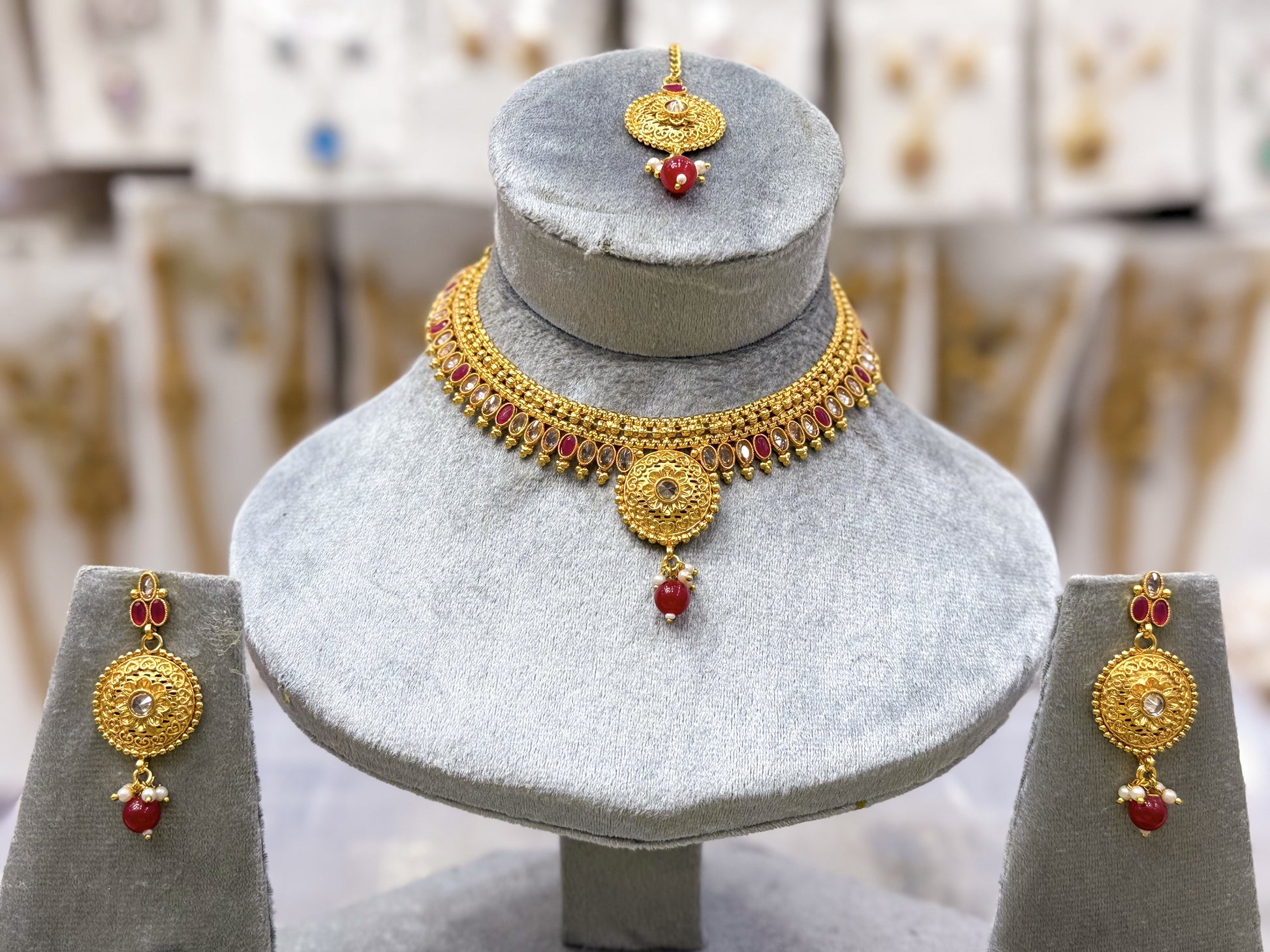 IMPERIAL ORBIT NECKLACE SET