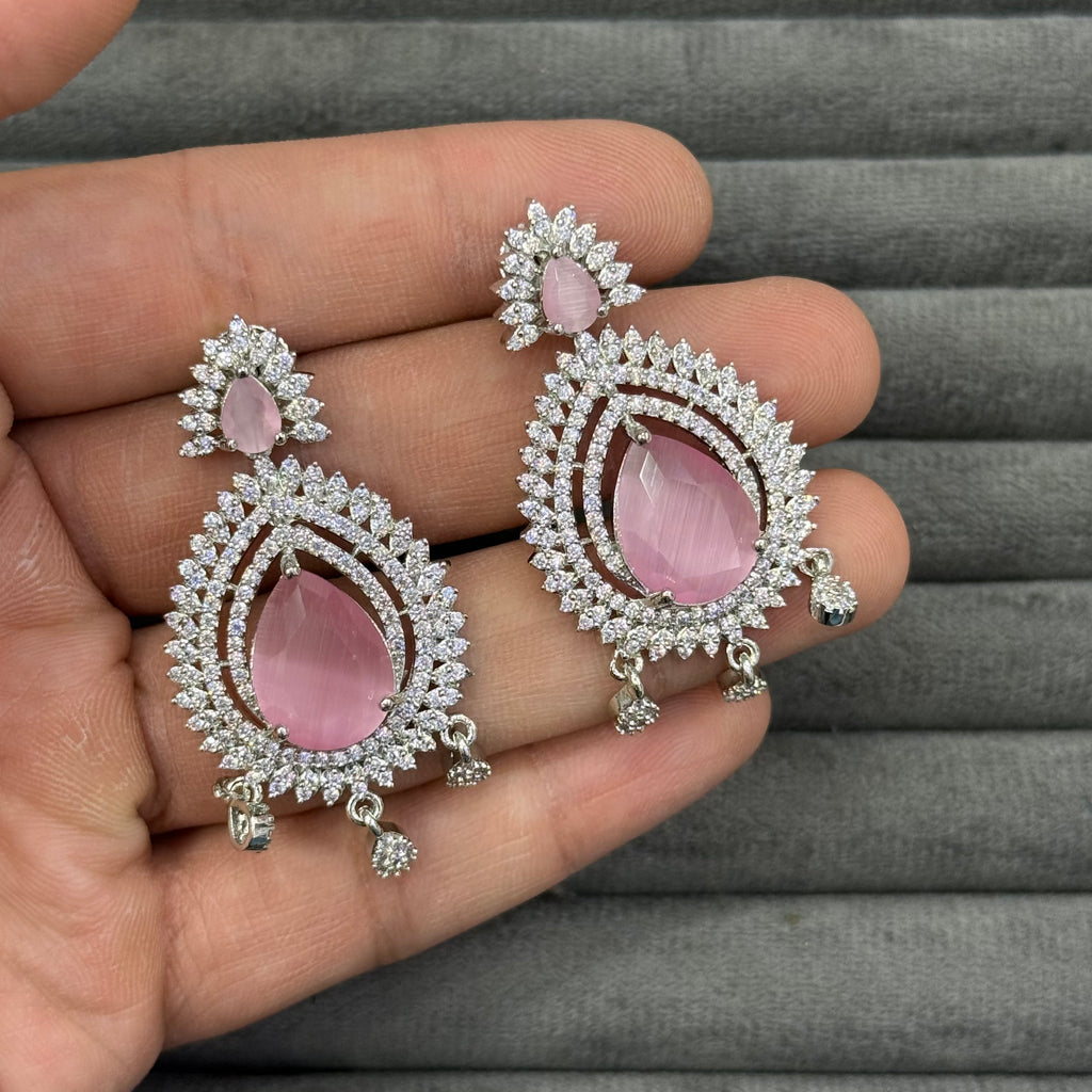 DIVINE AURA ZIRCON EARRINGS