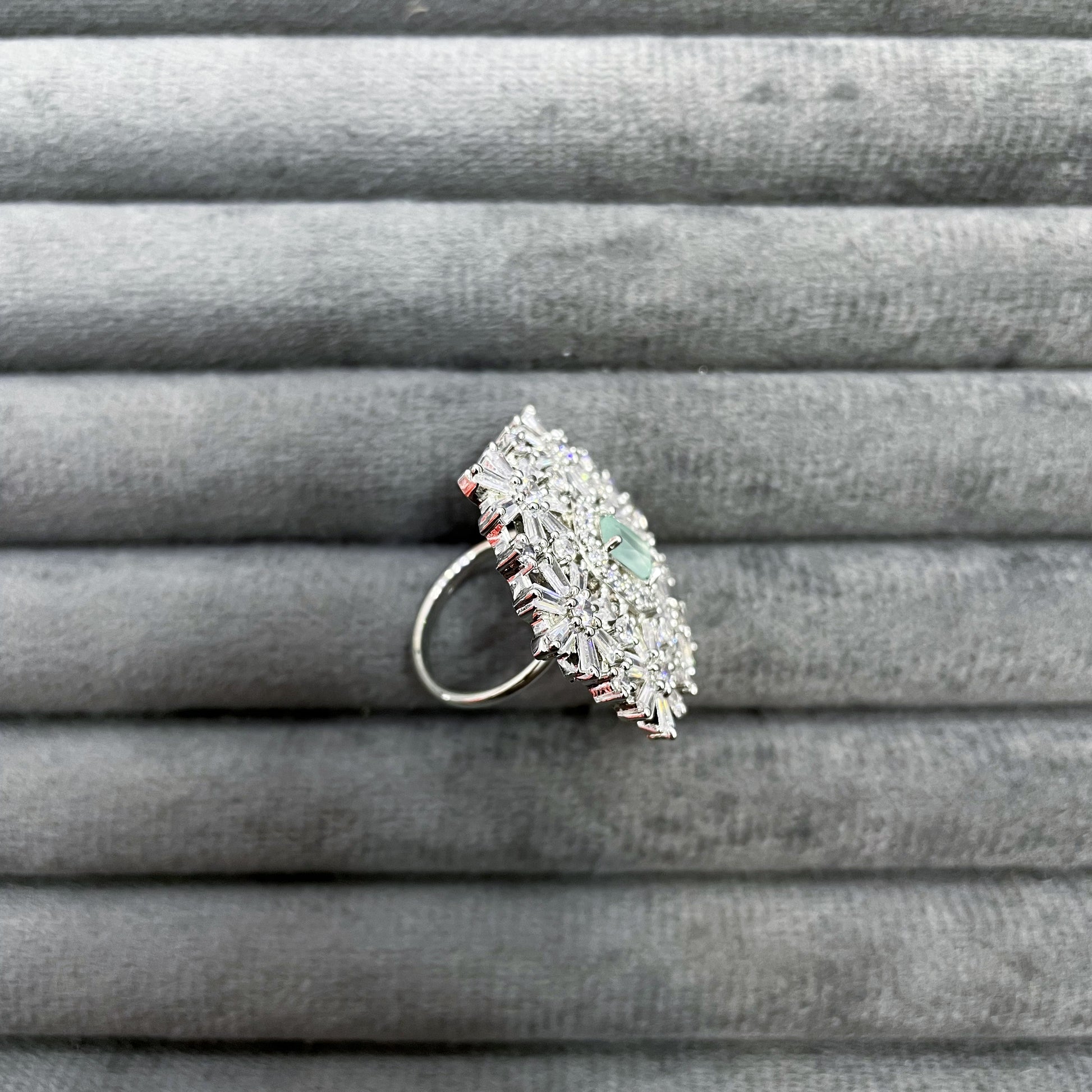 ARCTIC STARBURST RINGS