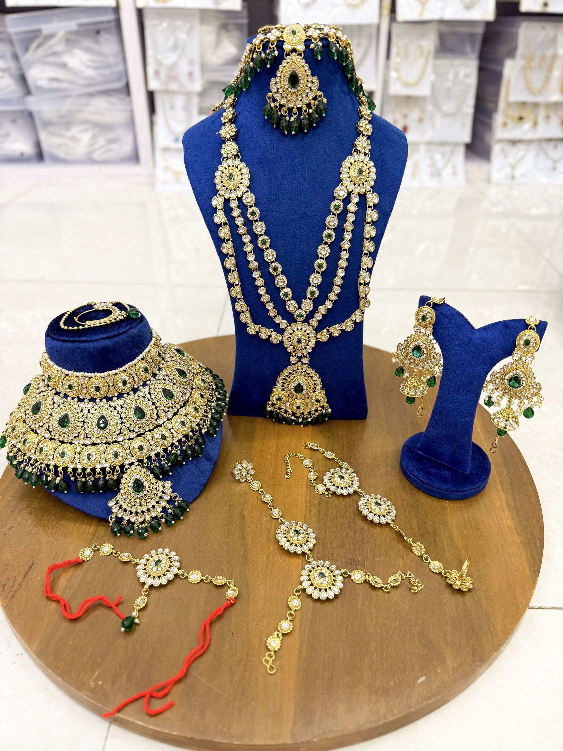 NOOR-E-JAHAN KUNDAN SET