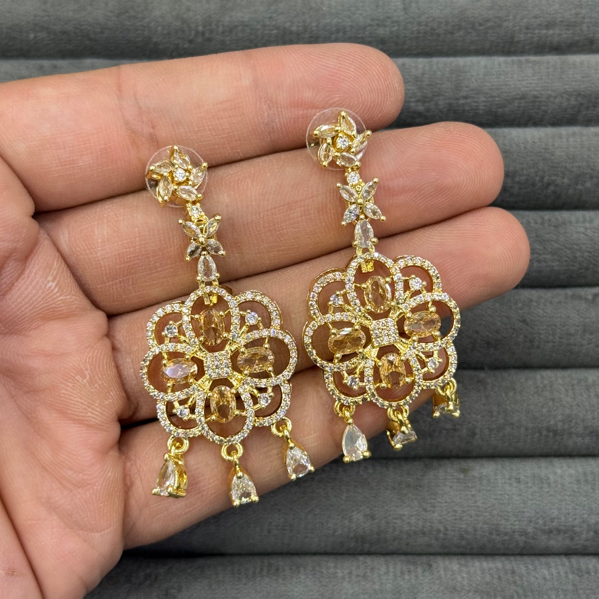 GARDEN RHAPSODY ZIRCON EARRINGS