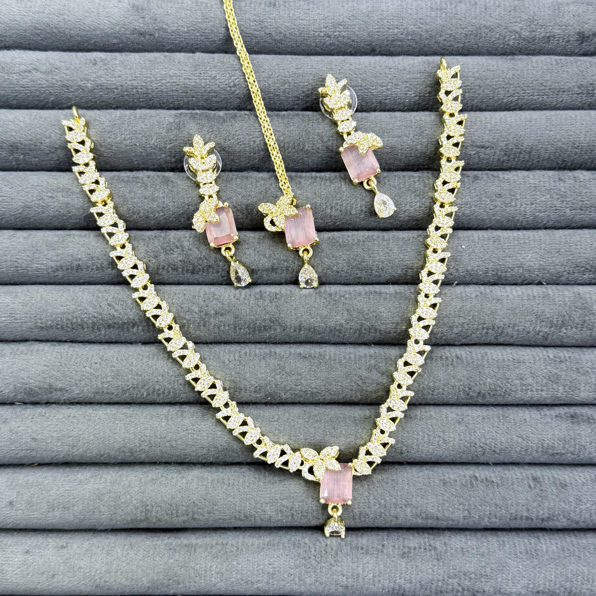 LATTICE LEAF NECKLACE SET