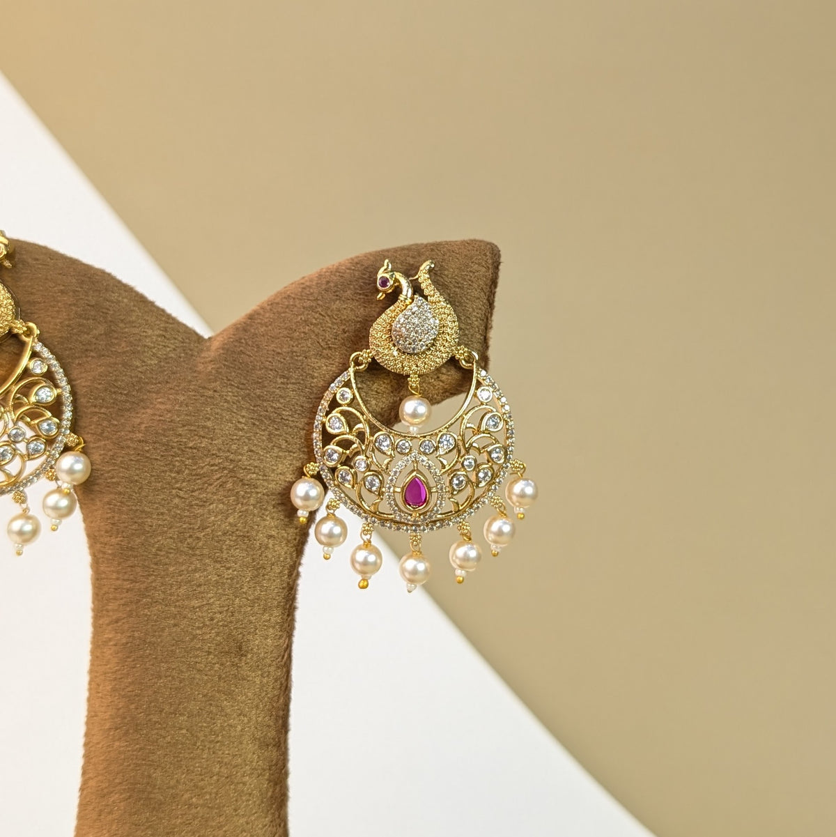 Zarnigar Royale Stone Earrings