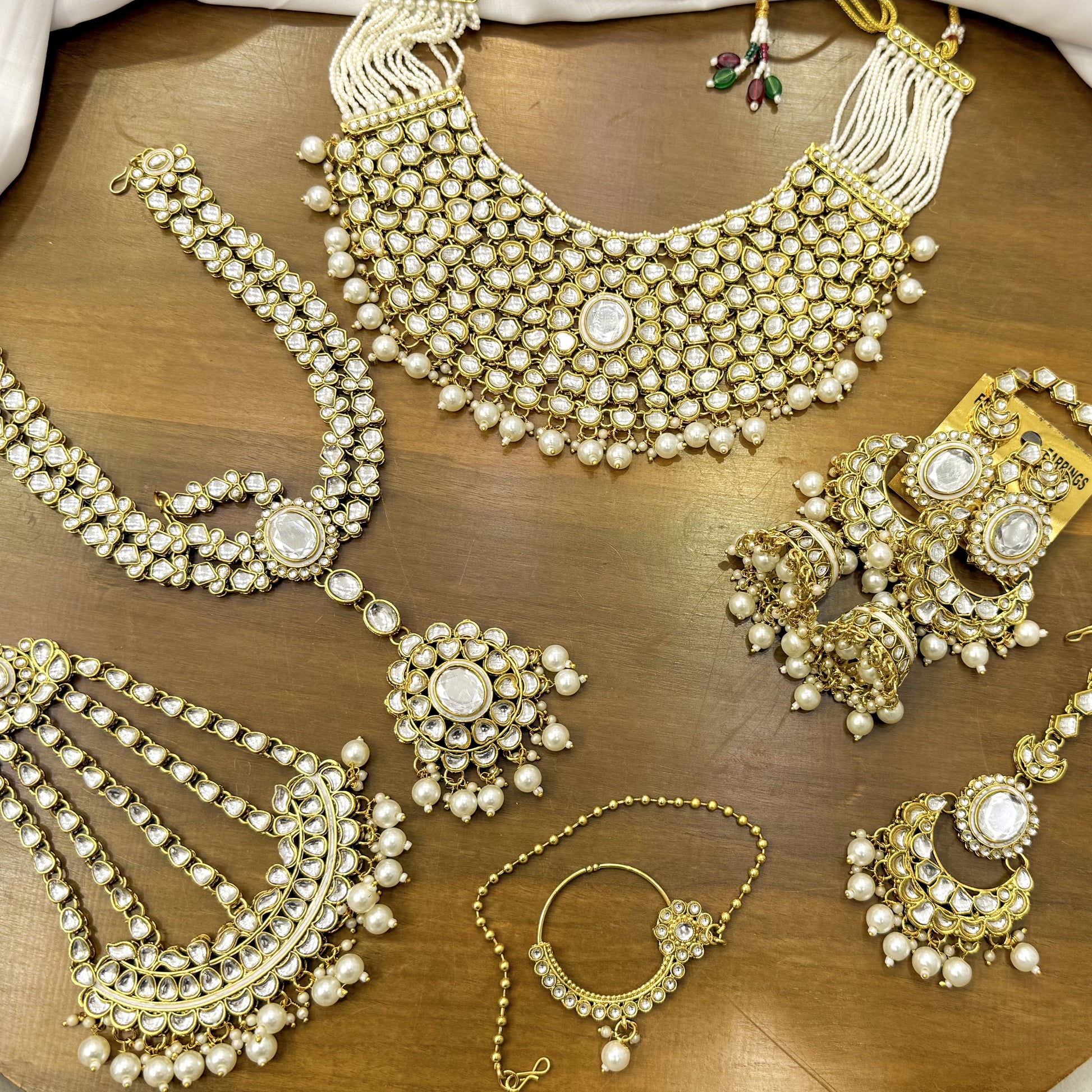 PREETAM JHOOMAR KUNDAN SET