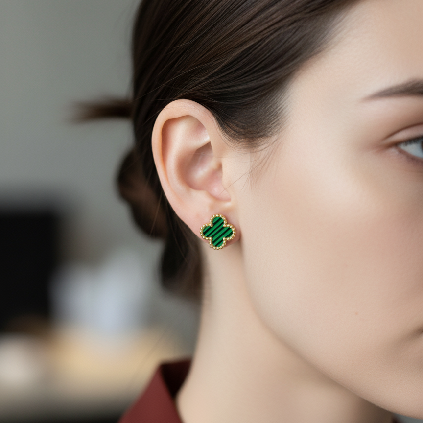 GREEN CLOVER STUDS