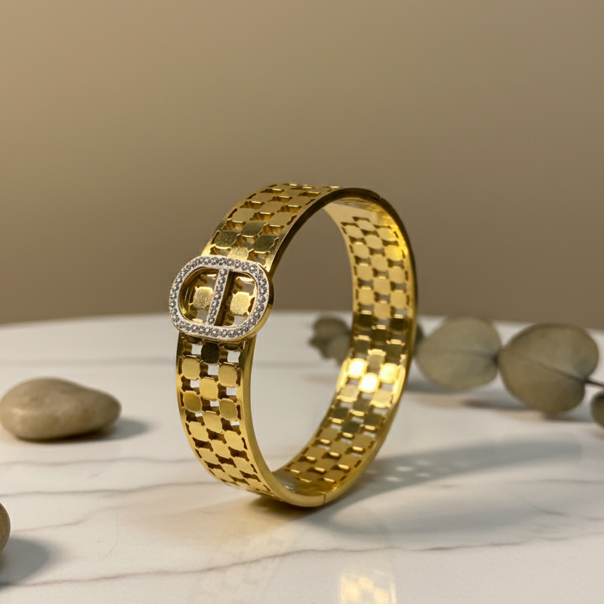 The Checkered Handcuff