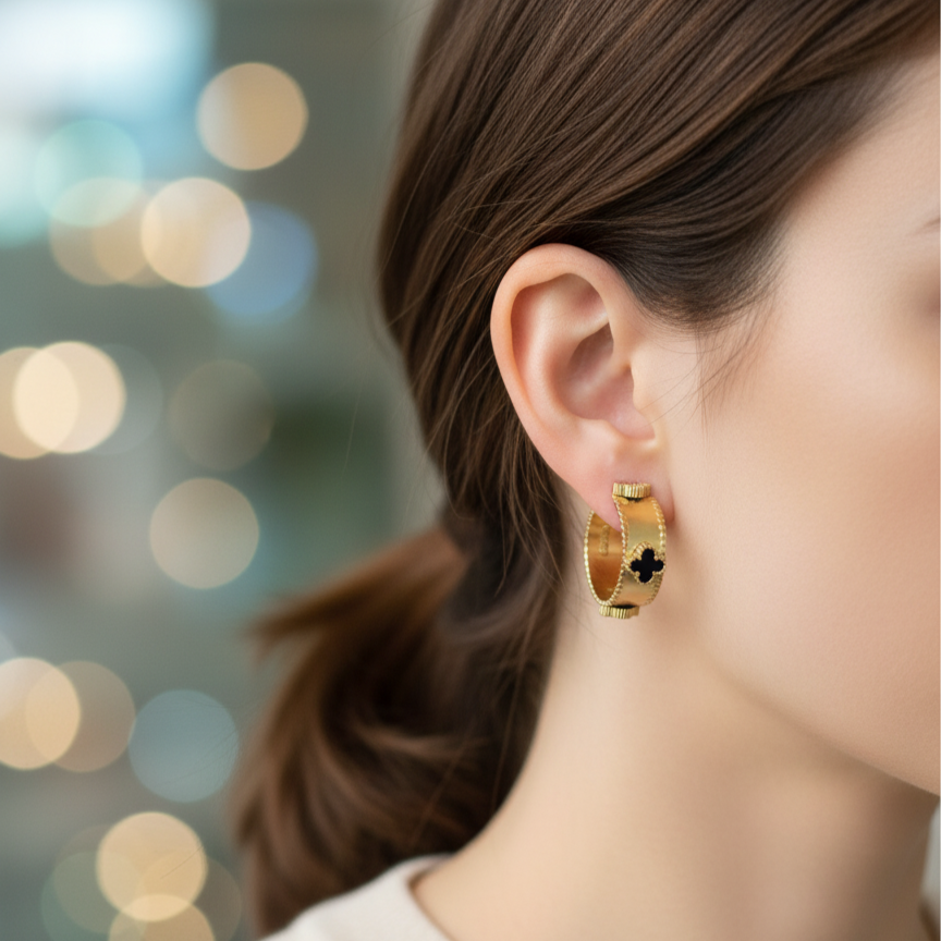 BLACK CLOVER EARRINGS