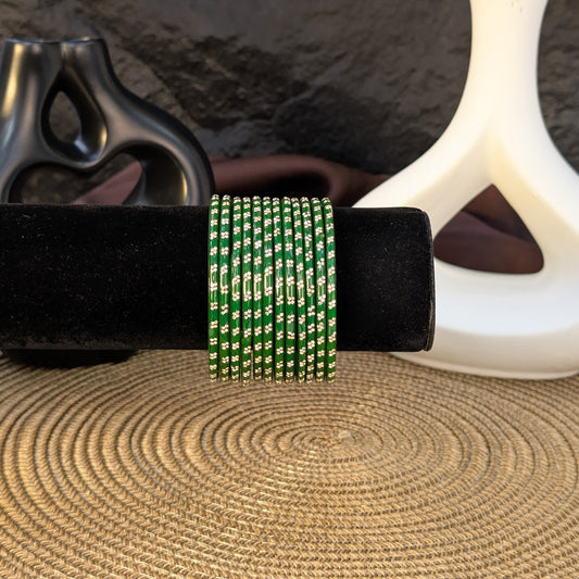EMERALD GREEN INDIAN GLASS BANGLES