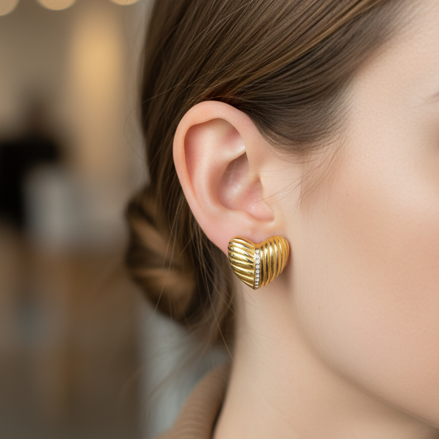 GOLDEN RIBBED HEART STUDS