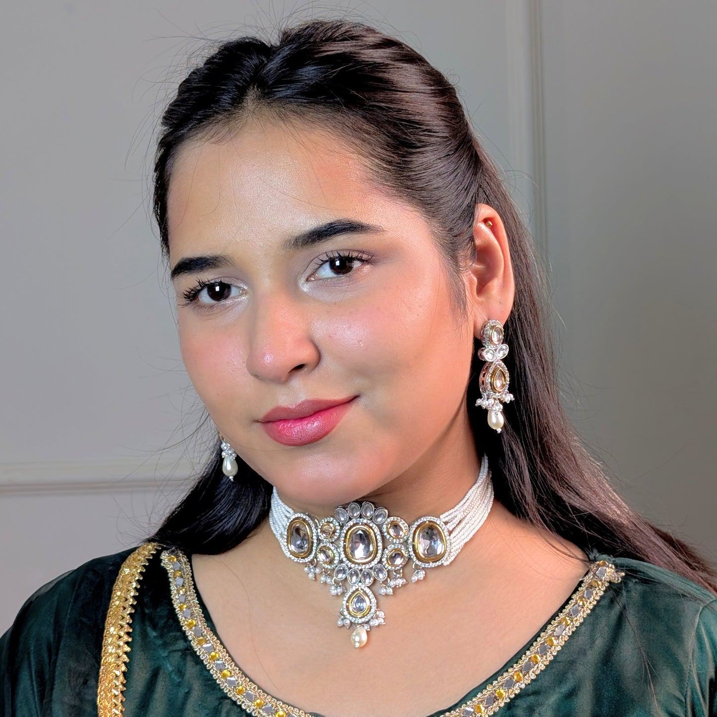 Vintage Charm Kundan Choker
