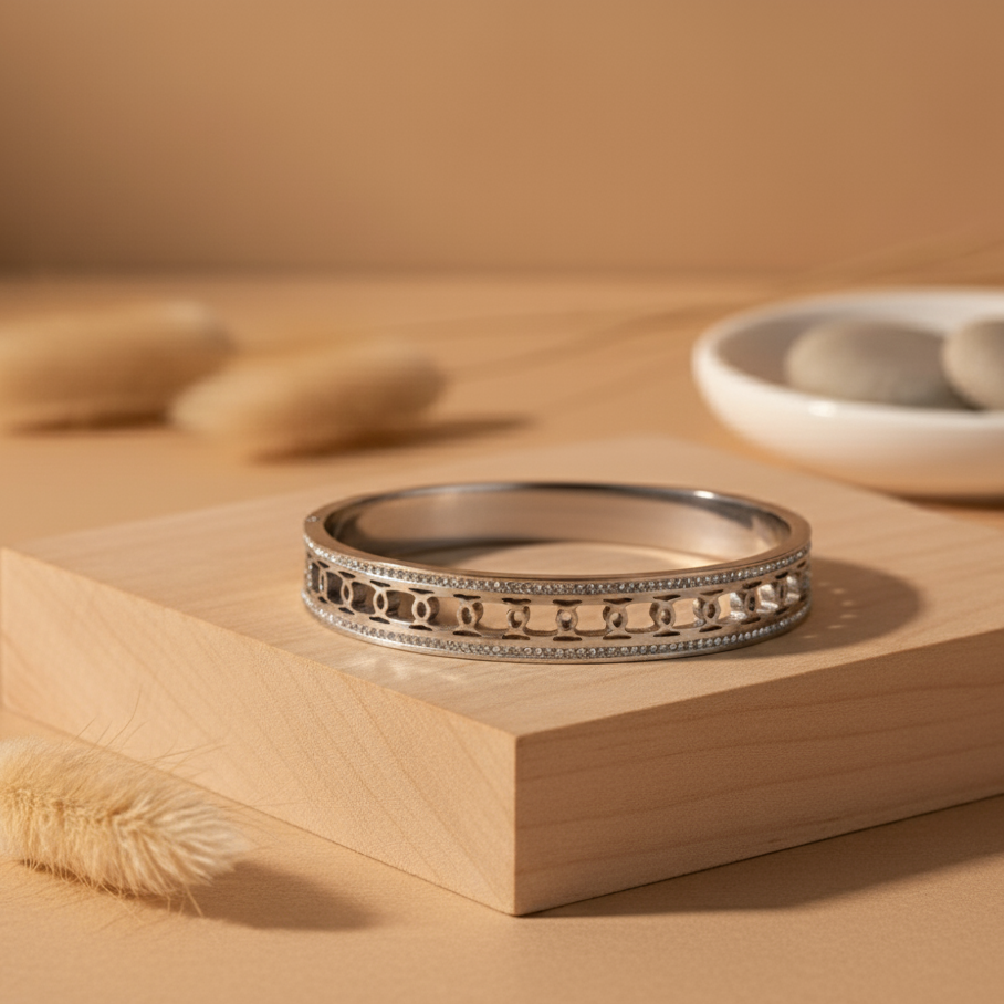 Sparkle Chain Handcuff