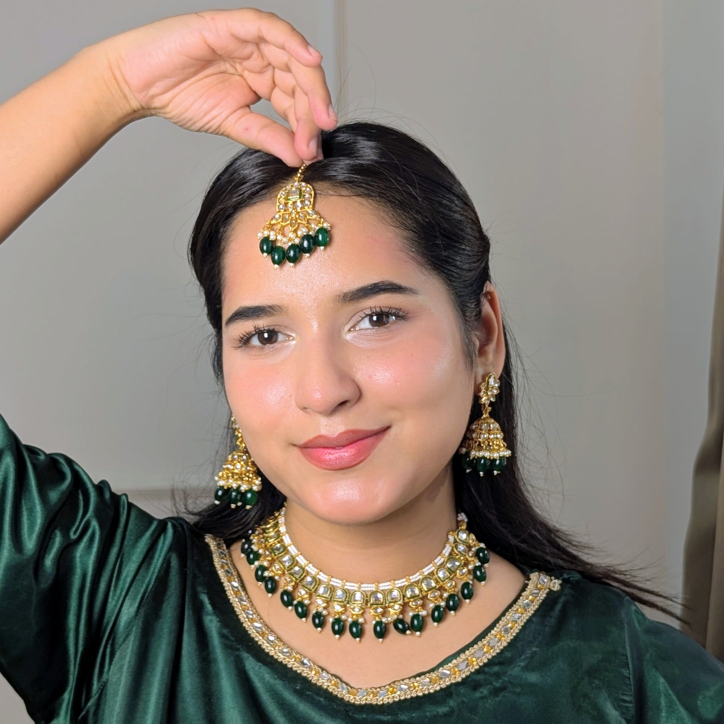 SHIKHAR CHOKER KUNDAN NECKLACES