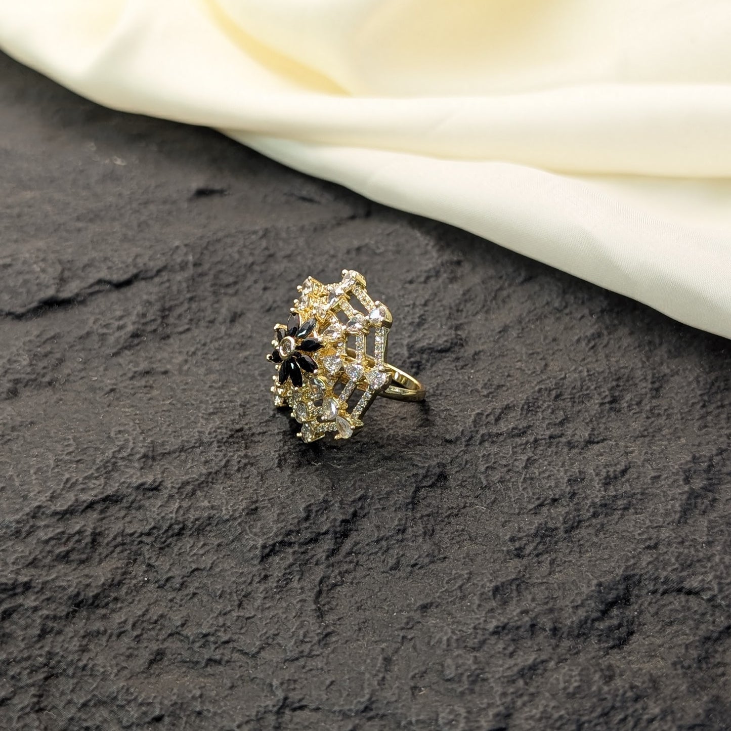 Rose Aurora Zircon Ring