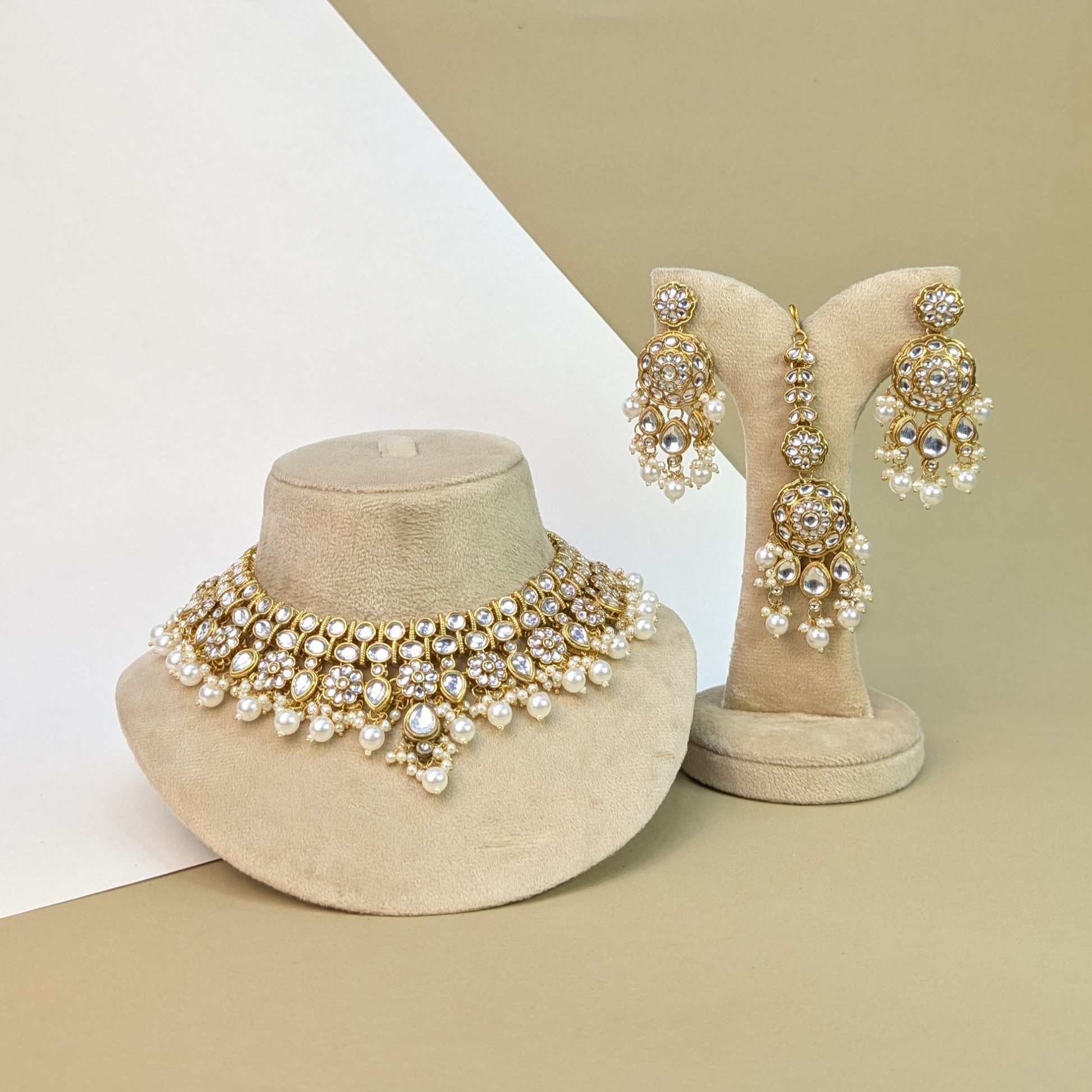 Nizami Kundan Necklace Set