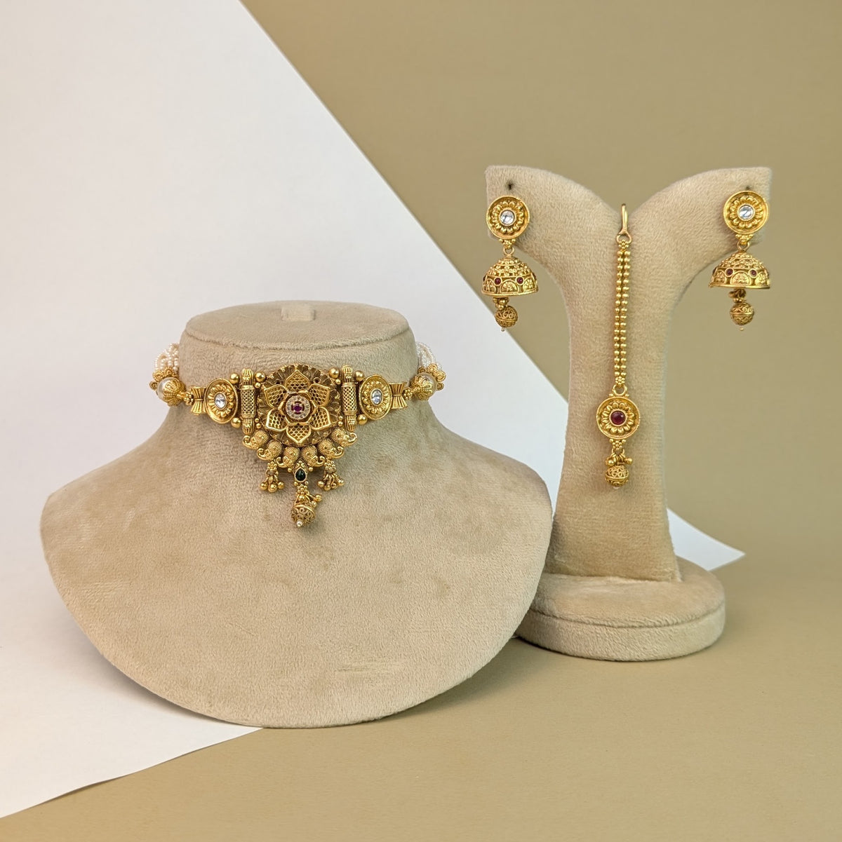 Laal-o-Moti Rajwadi Choker