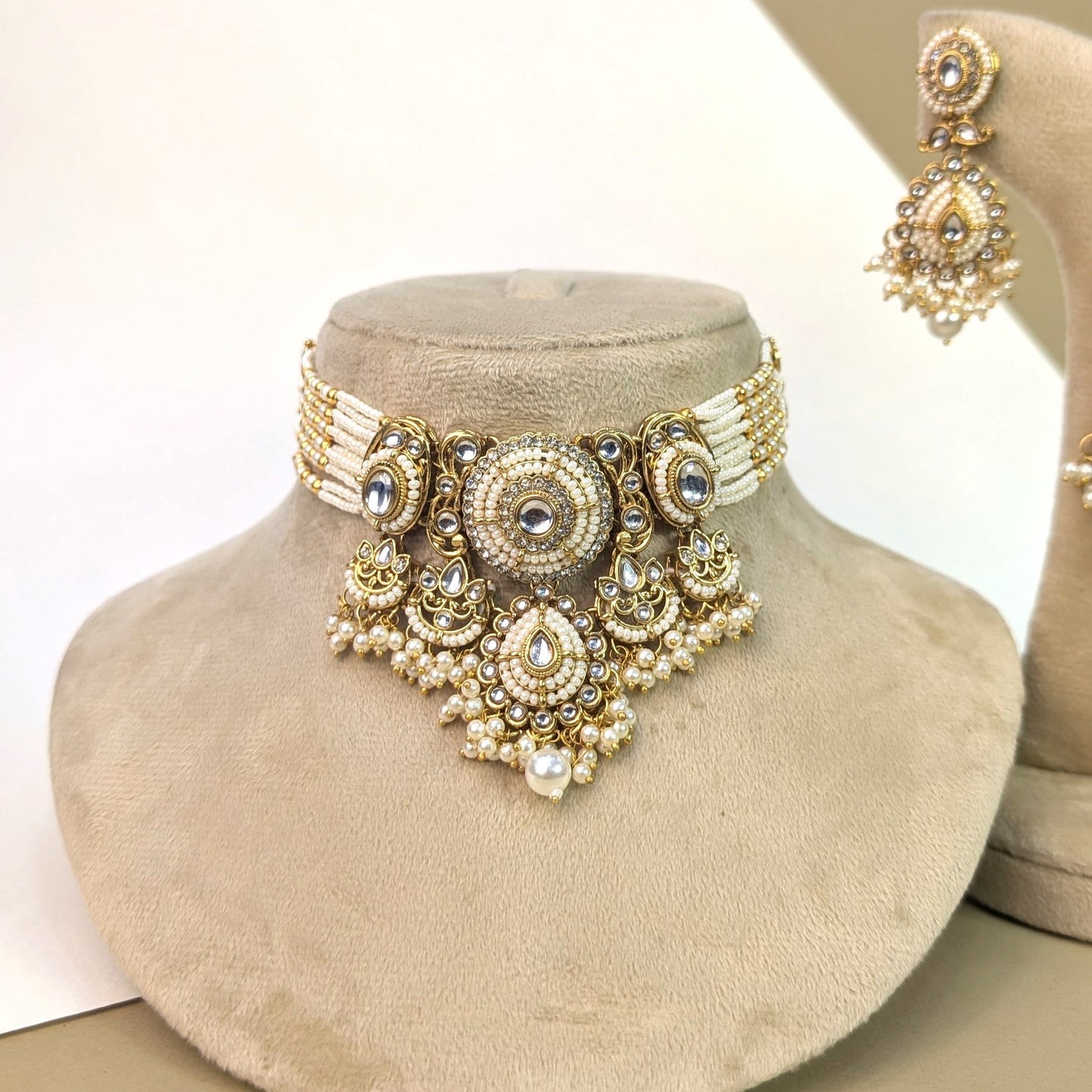 Royal Kundan Necklace Set