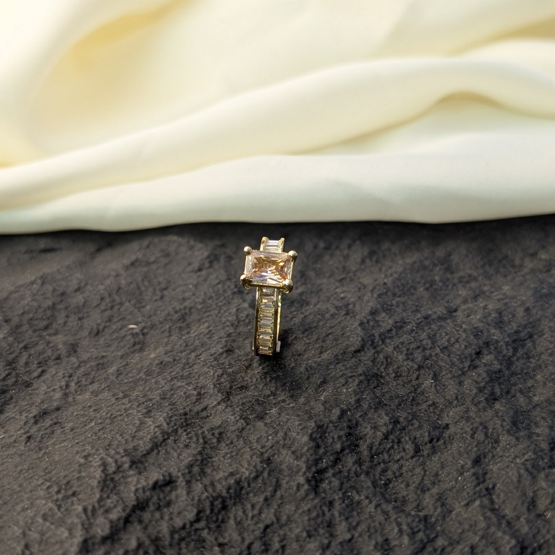 Amber Aura Zircon Ring