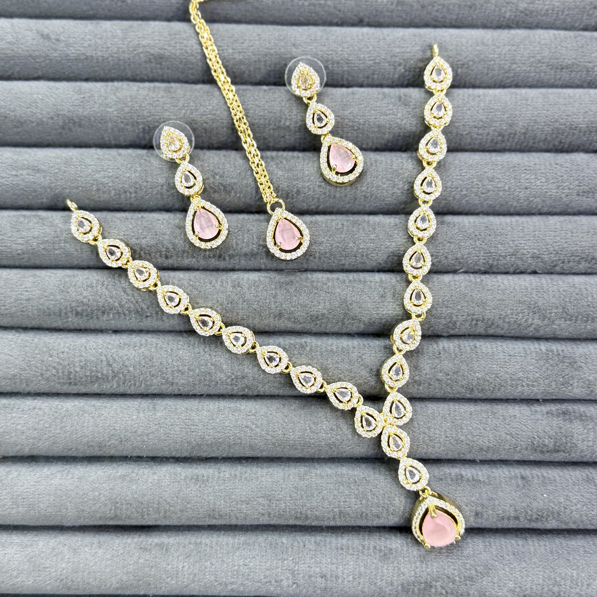 GRAND MARQUISE NECKLACE SET