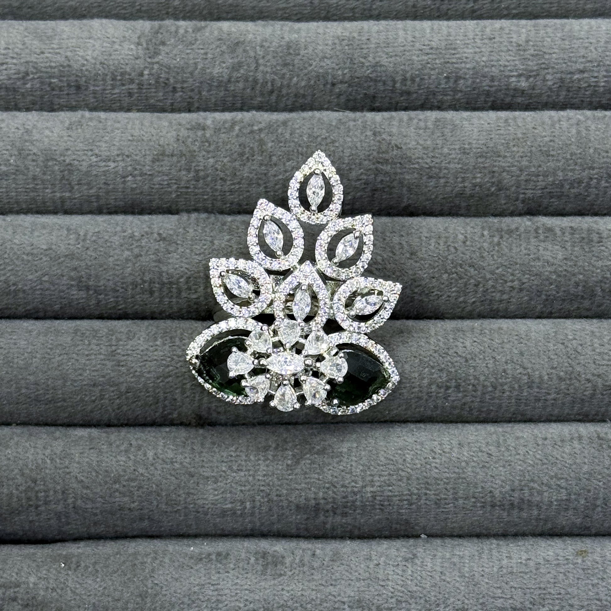 RENAISSANCE PENDANT RINGS