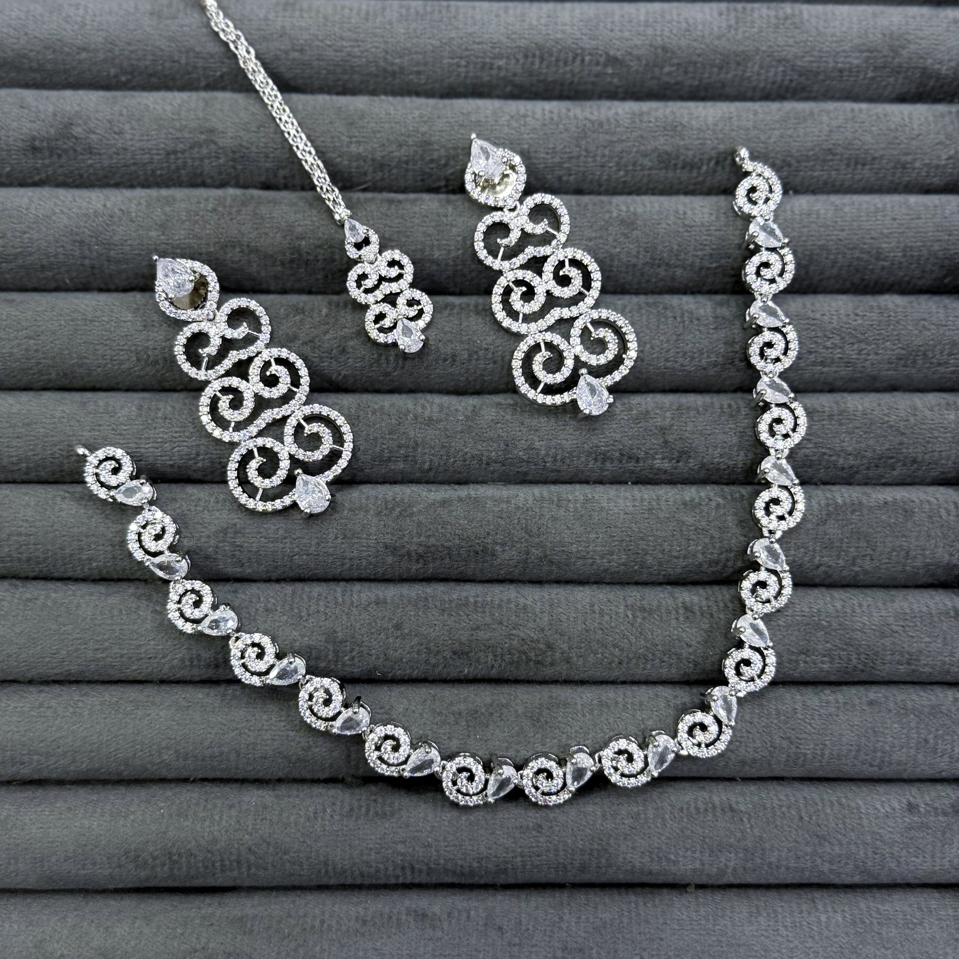 BAROQUE SCROLL NECKLACE SET